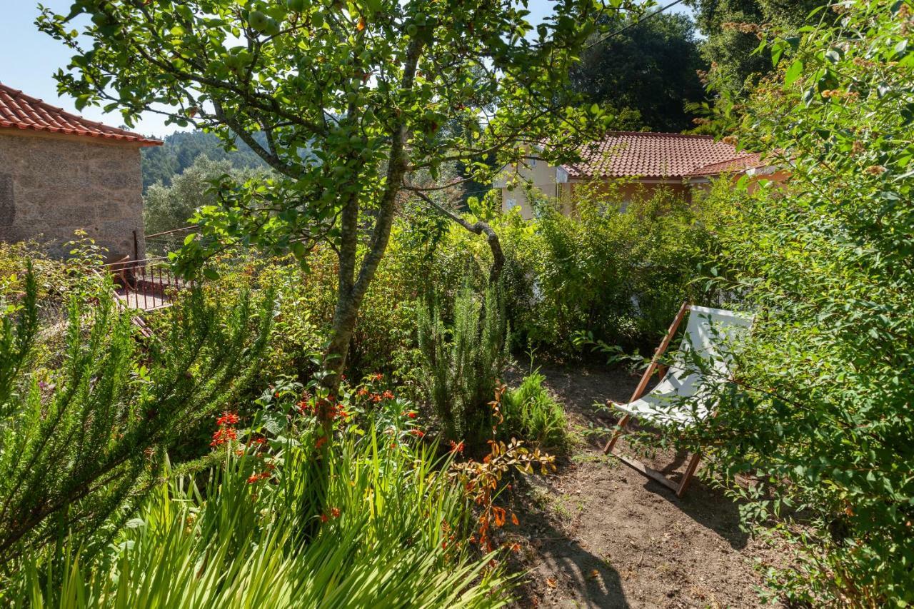 Casa Do Eido - Sustainable Living & Nature Experiences Герес Экстерьер фото